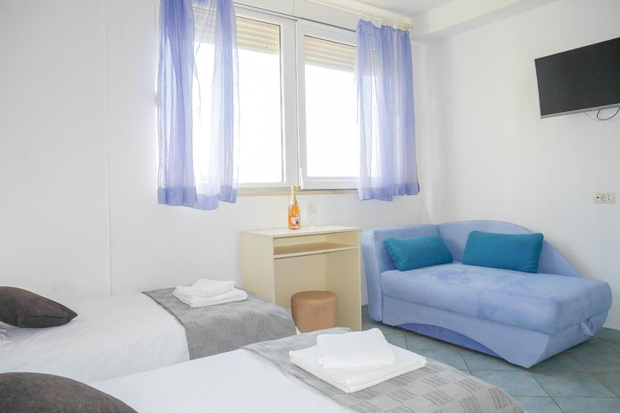 Apartments Beach Dugi Rat Exteriér fotografie